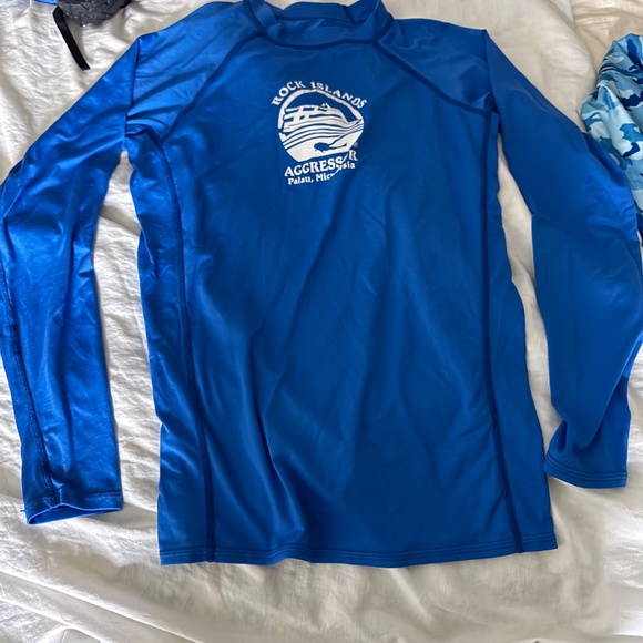 Rash Guard - Picture 2 of 2